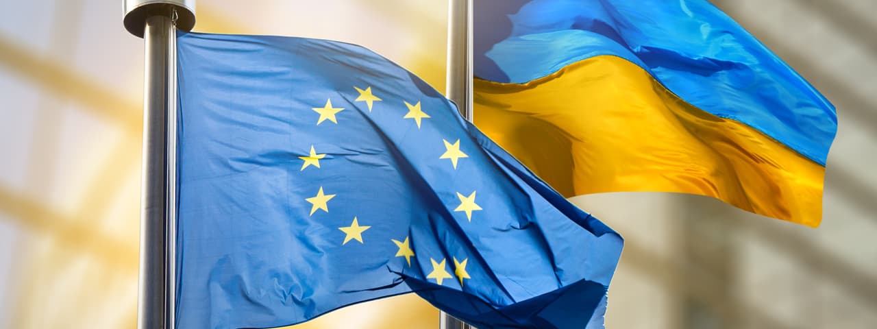 EU Ukraine flags