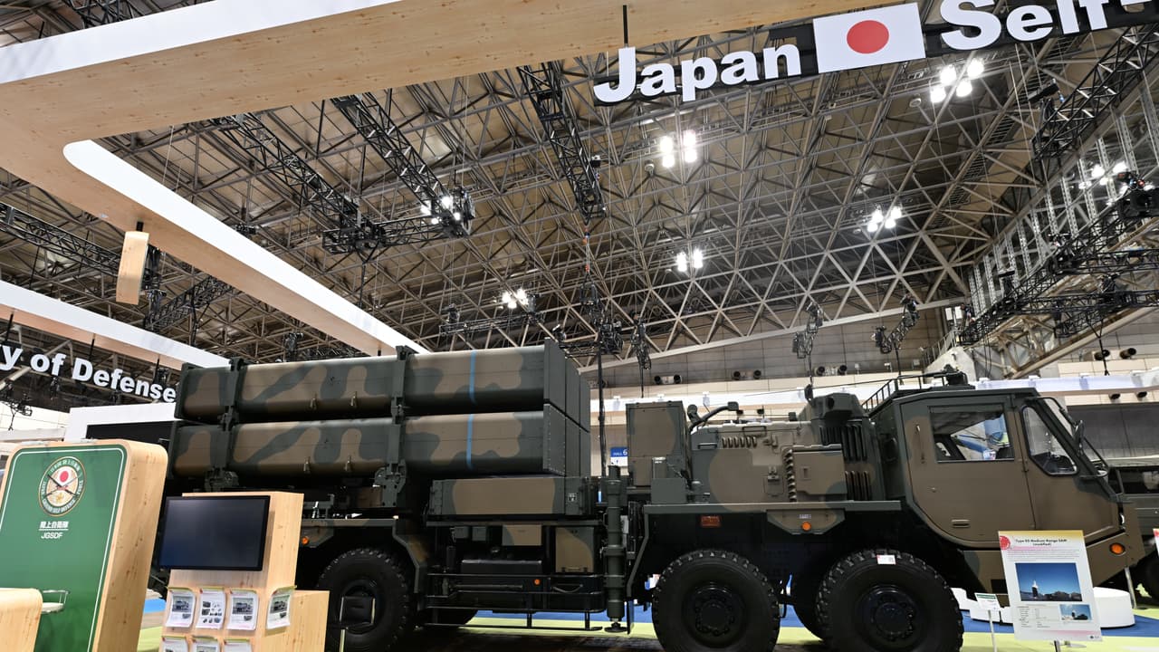 Japan armoured vehicle DSEI Japan 2025