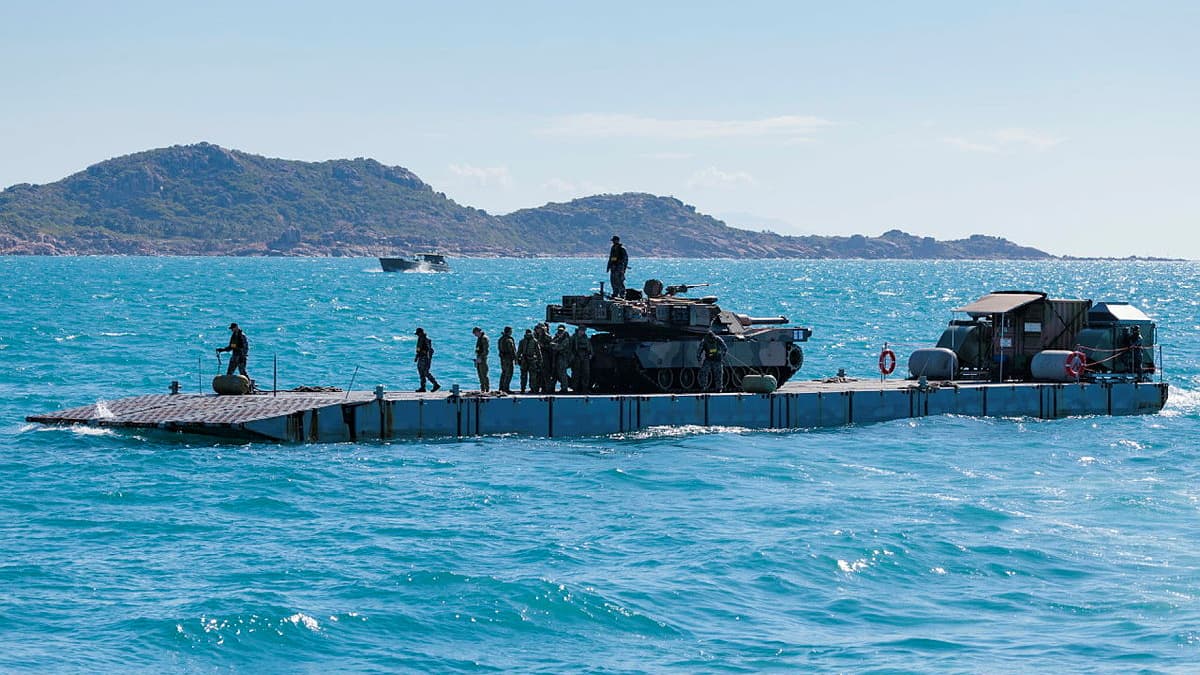 An Australian Army M1A1 Abrams tank on a Mexeflote littoral-supportive platform.