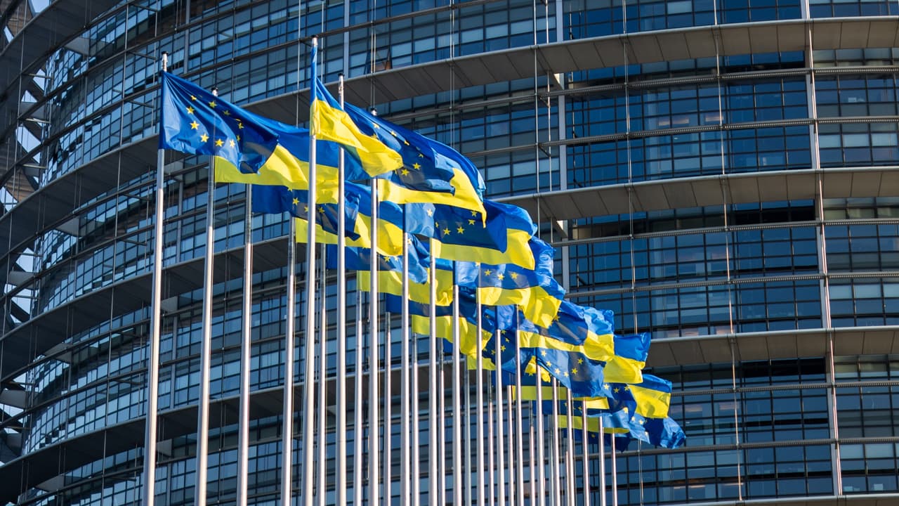 EU and Ukrainian flags