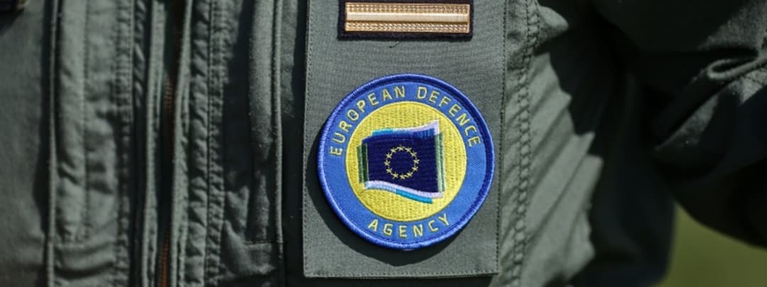 Logo of the European Defence Agency (EDA) on an Italian air force uniform. 