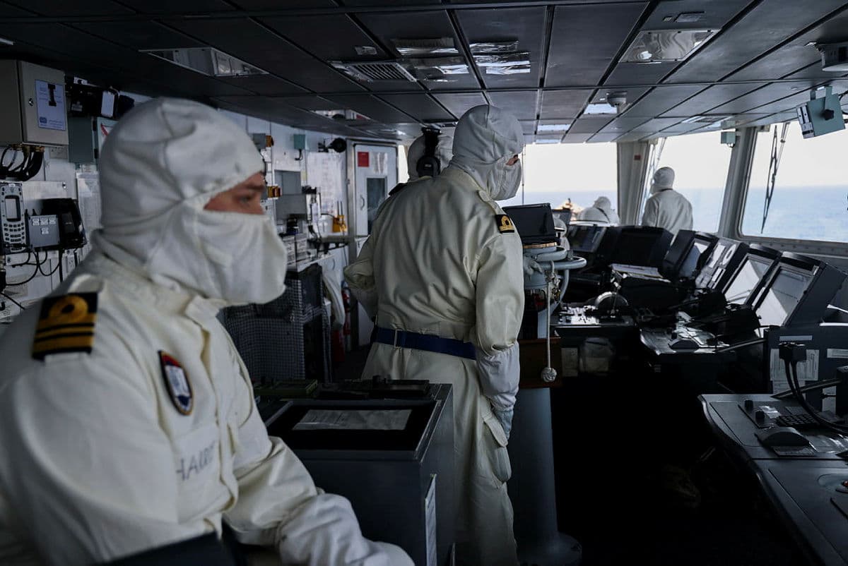 HMS Diamond’s Bridge team. HMS Diamond has shot down a missile fired by the Iranian-backed Houthis from Yemen.